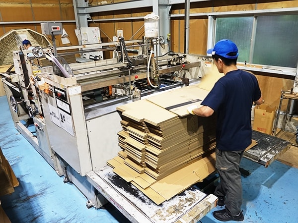 セミオートグルアー